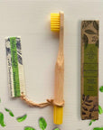 BLOOMSPOON BAMBOO TOOTHBRUSH WITH PLANTABLE SEED TAG (MINT) - SQOON