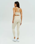 DUNIQ CROSS BACK SPORTS BRA - LIGHT IVORY - SQOON