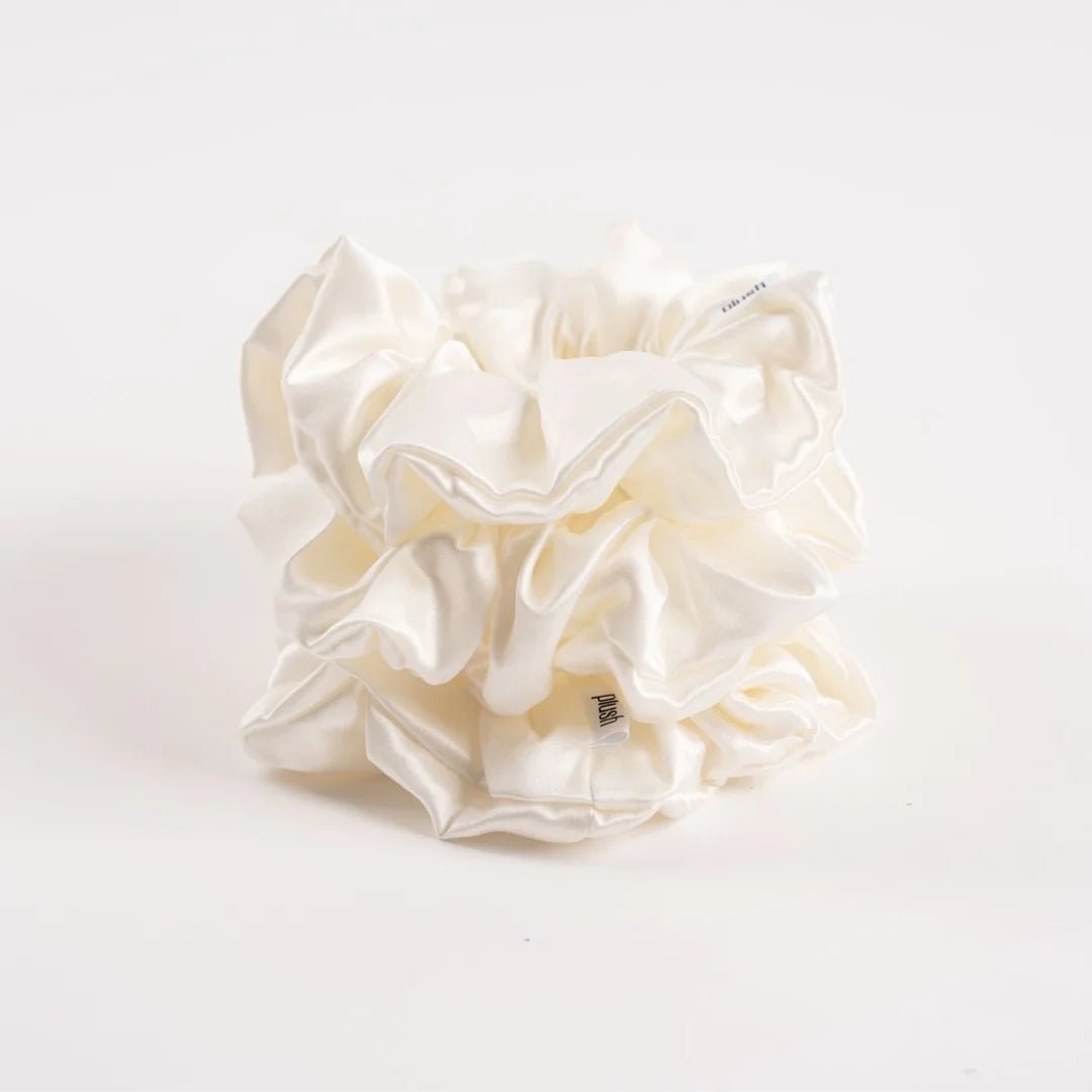 THE PLUSH SILK SCRUNCHIES - SQOON