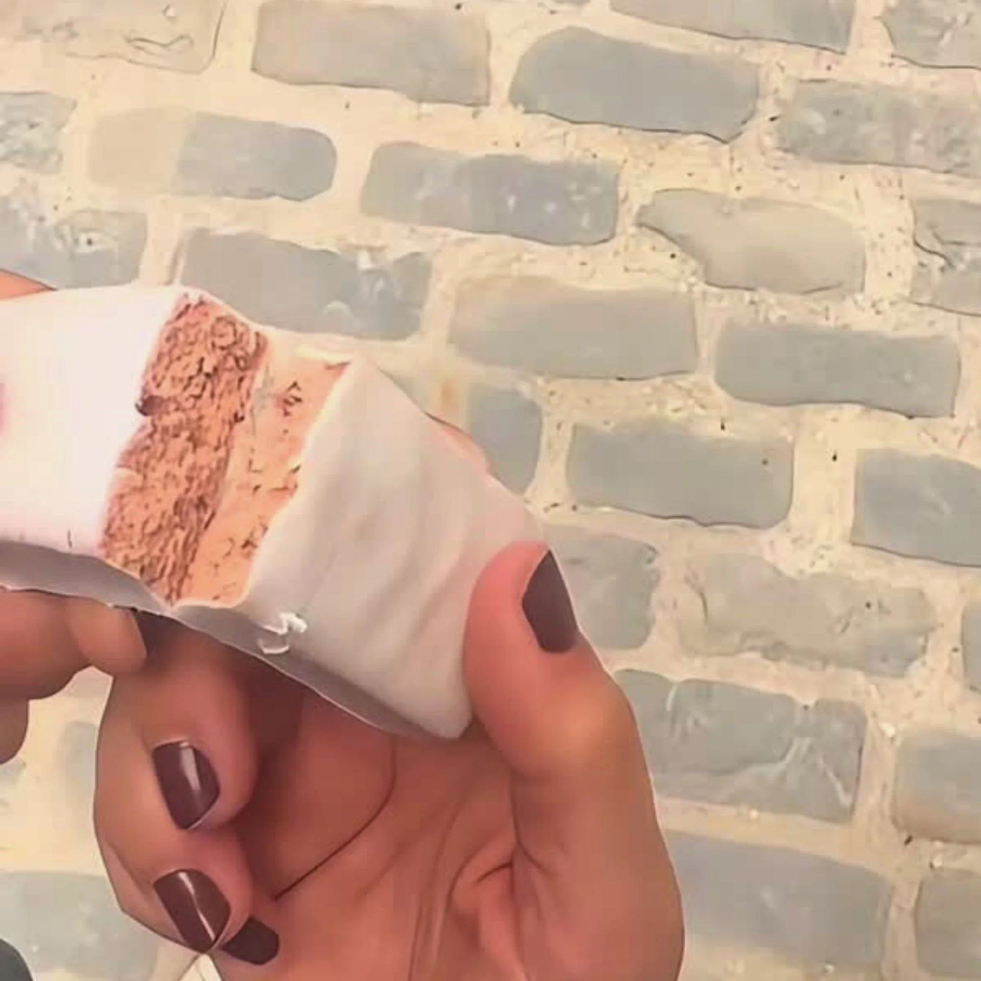 G - NUTS PROTEIN BAR - STRAWBERRY FLAVOR (Pack of 6) - SQOON