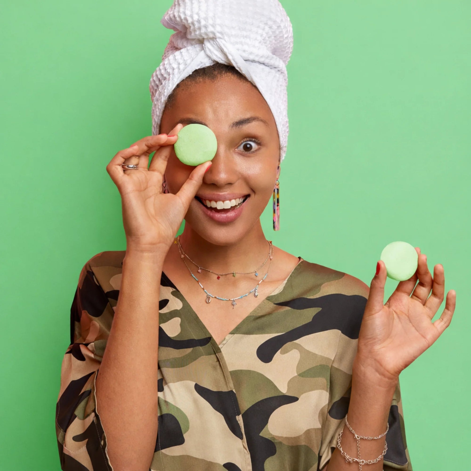 NATURBELLA SHOWER BOMB - EUCALYPTUS (5 pcs) - SQOON