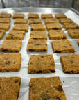 SNACK STUDIO COOKIE SQUARES - PEANUT CHOCO - CHIP (40g) - SQOON